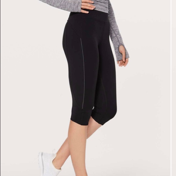lululemon athletica Pants - Lululemon Morning Miles Crop (17")
